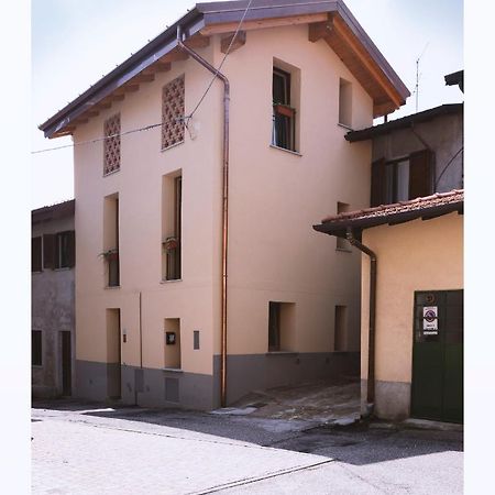 Al Salto Del Gatto Bed & Breakfast Schianno Eksteriør bilde